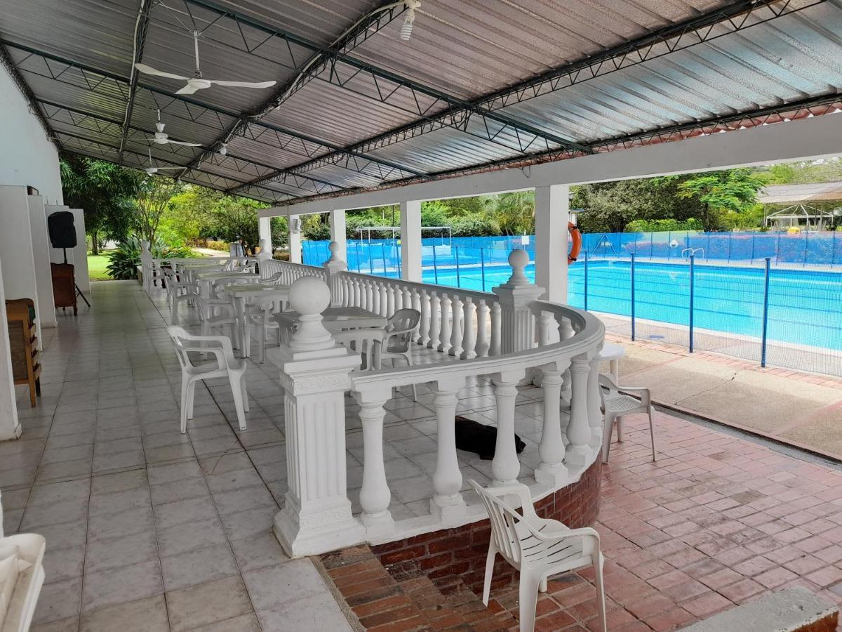 Hotel Campestre Cenvaturs *