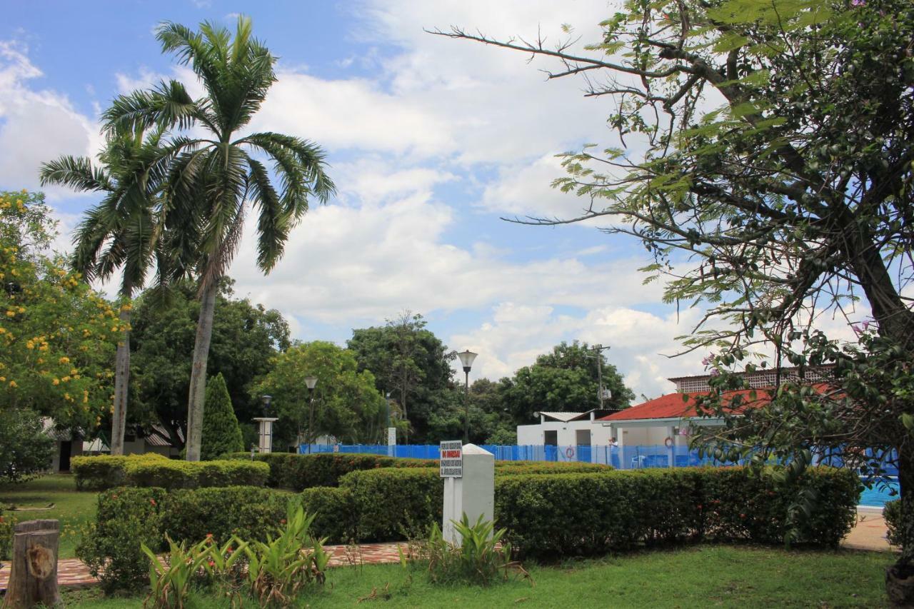 Campestre Cenvaturs Hotel Ricaurte